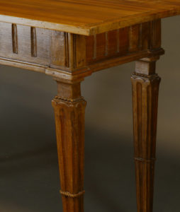 Louis Seize-Tisch, um 1880/90