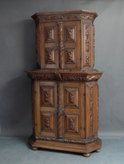 Früh Barock-Renaissance Aufsatzschrank