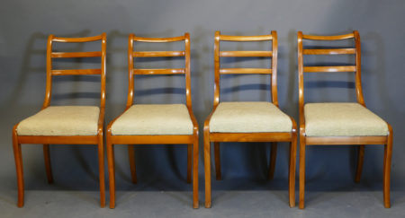 Satz von 4 Biedermeier-Stuehlen