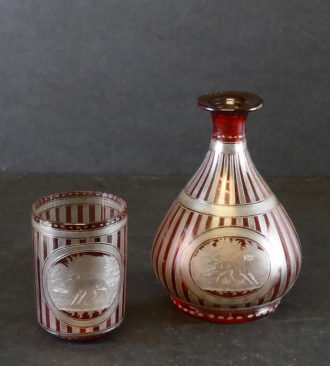 Kleine Karaffe mit Glas, 19. Jhdt.