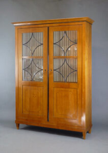 Biedermeier-Vitrine