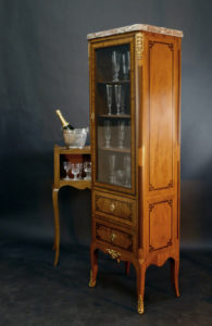 Außergewöhnliche Vitrine, Paris, Ende 18. Jhdt.